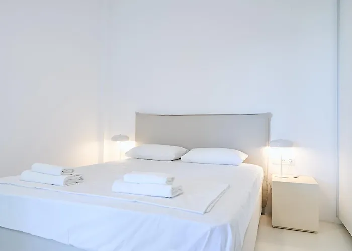 Senza's Cycladic In Marpissa , بيت للعطل