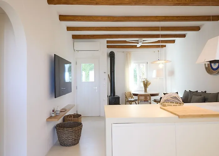 Senza's Cycladic In Marpissa , *