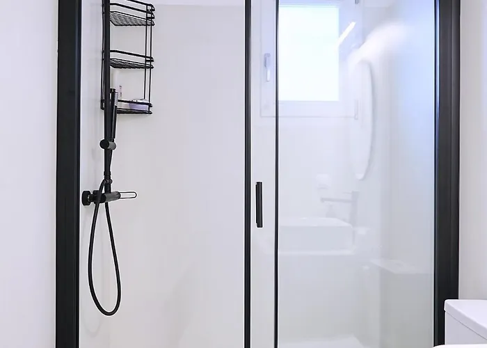 Senza's Cycladic In Marpissa , Páros